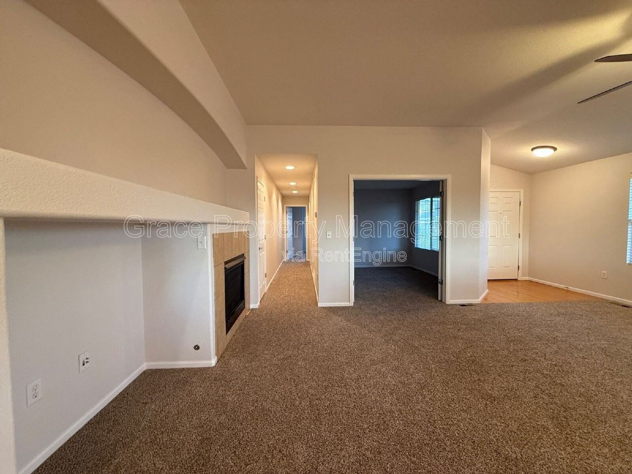 10533 Joplin St - Photo 5 of 14