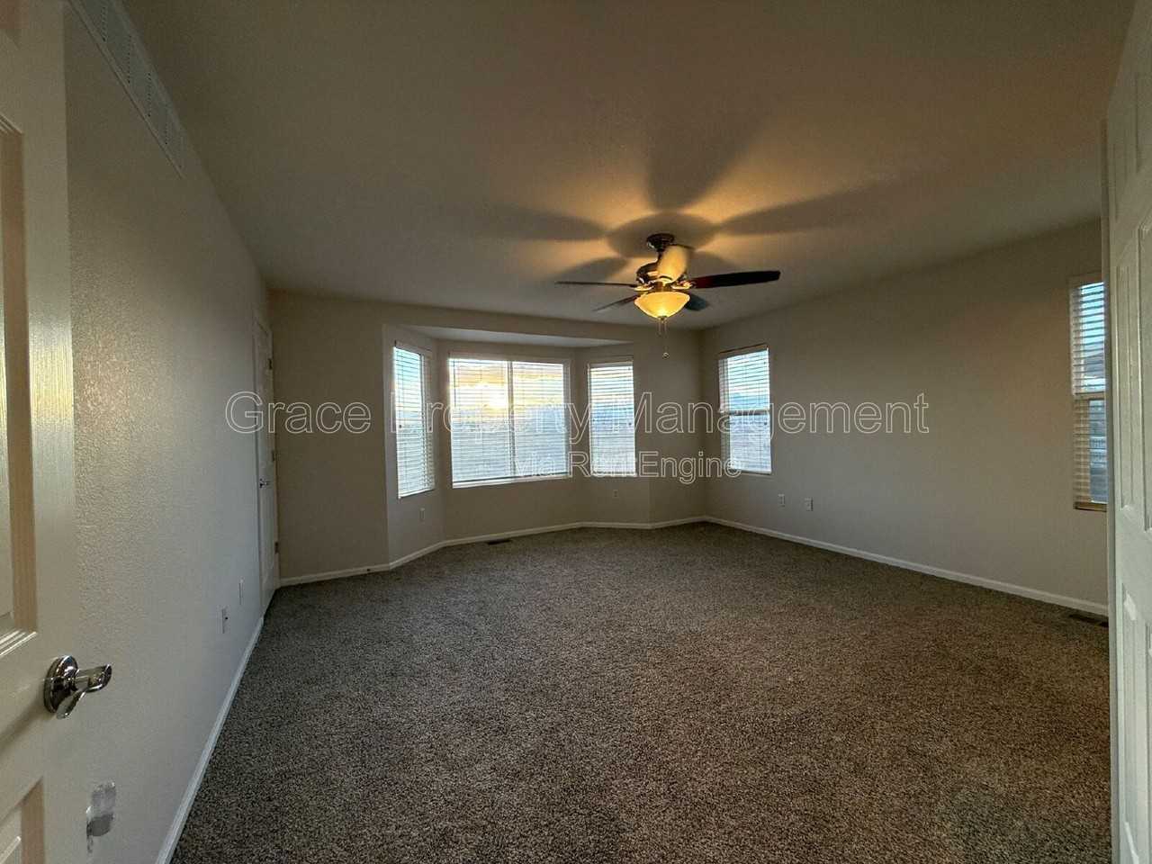 10533 Joplin St - Photo 7 of 14