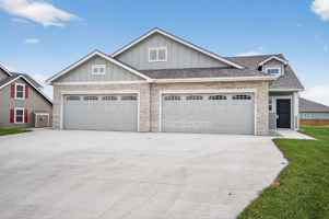 featured image of 2517 Arlene Pl