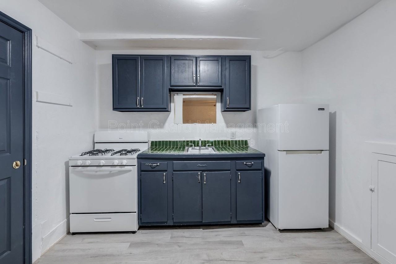 1518 N Robinson Ave #A - Photo 7 of 23