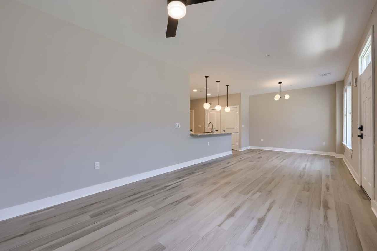 213 Jackson St #8 - Photo 2 of 24