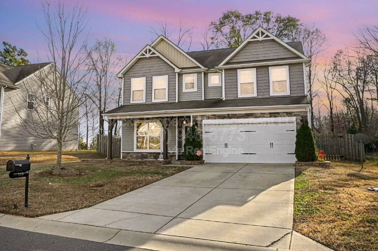 149 Kingston Dr - Photo 4 of 42