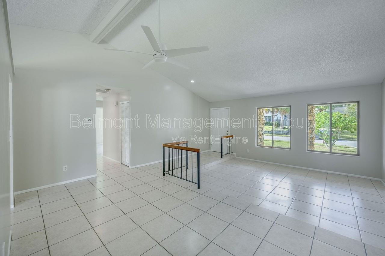 605 Antilla Ave - Photo 2 of 14