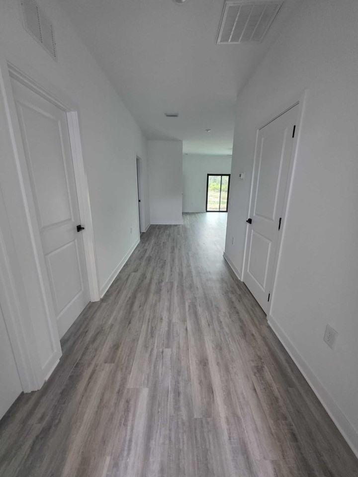 9253 Agate St - Photo 4 of 19