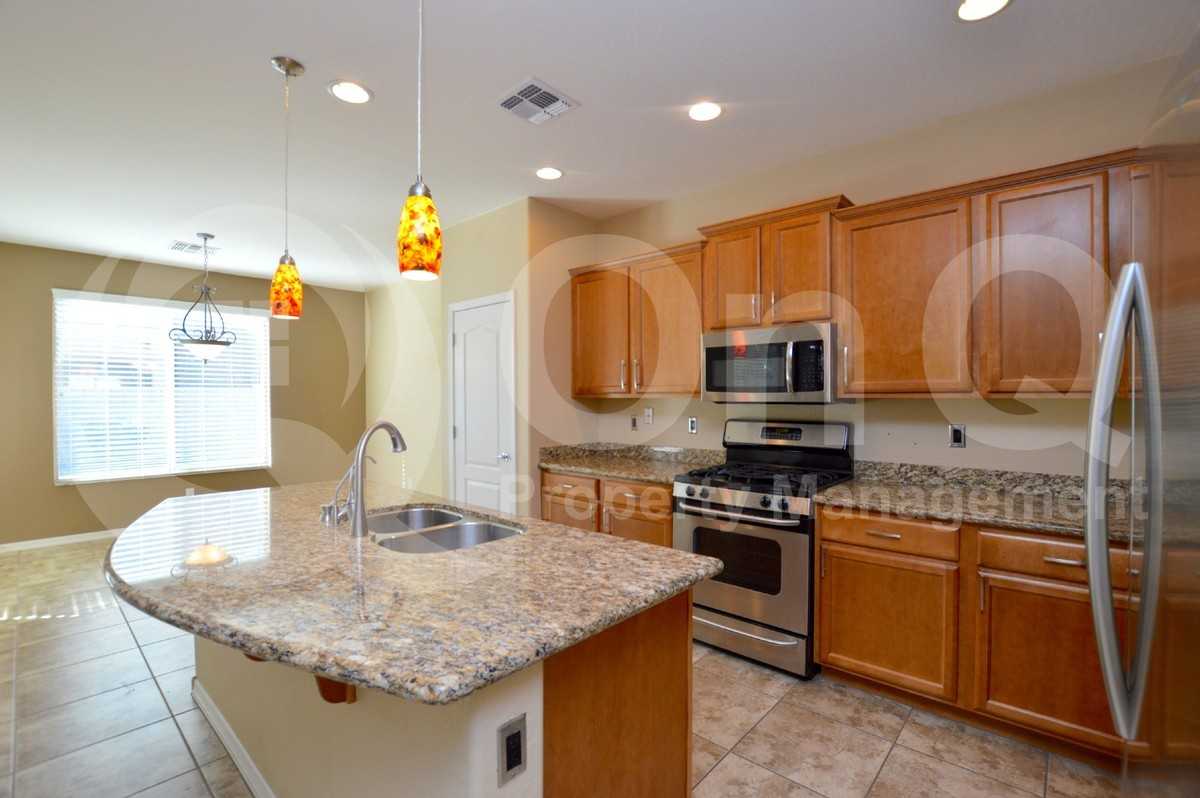 3250 S Holguin Way - Photo 4 of 32