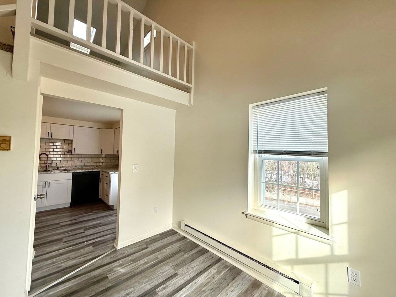 58 N Front St #3 - Photo 2 of 18