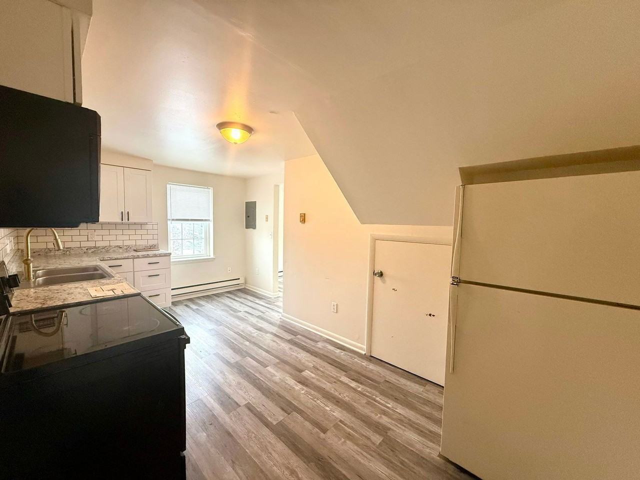 58 N Front St #3 - Photo 5 of 18