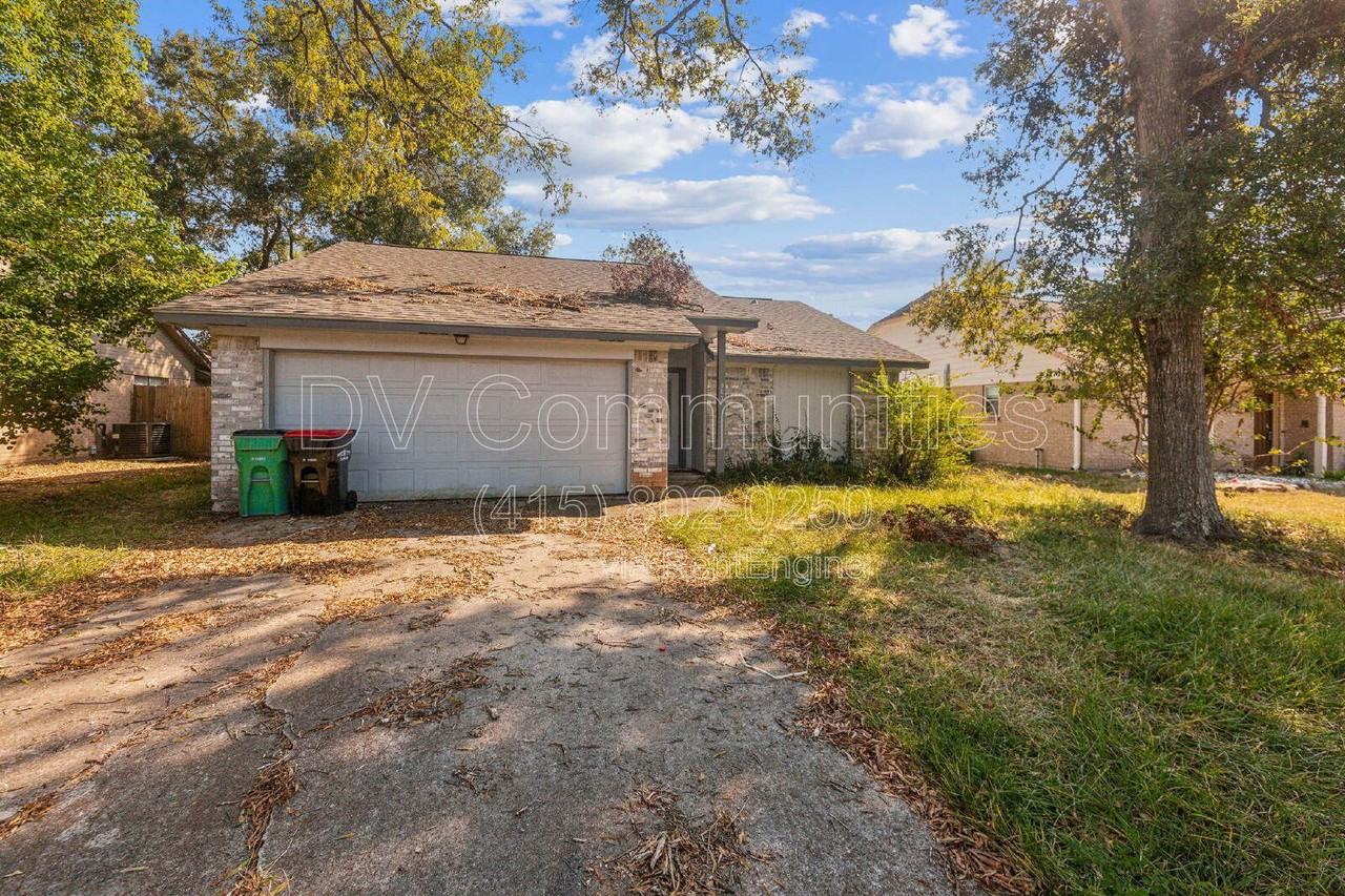 9830 Cherokee St - Photo 2 of 31