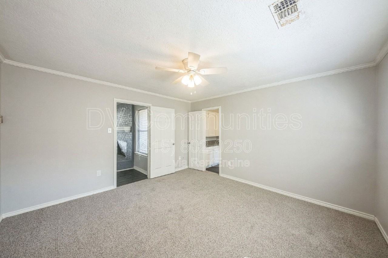 9830 Cherokee St - Photo 6 of 26