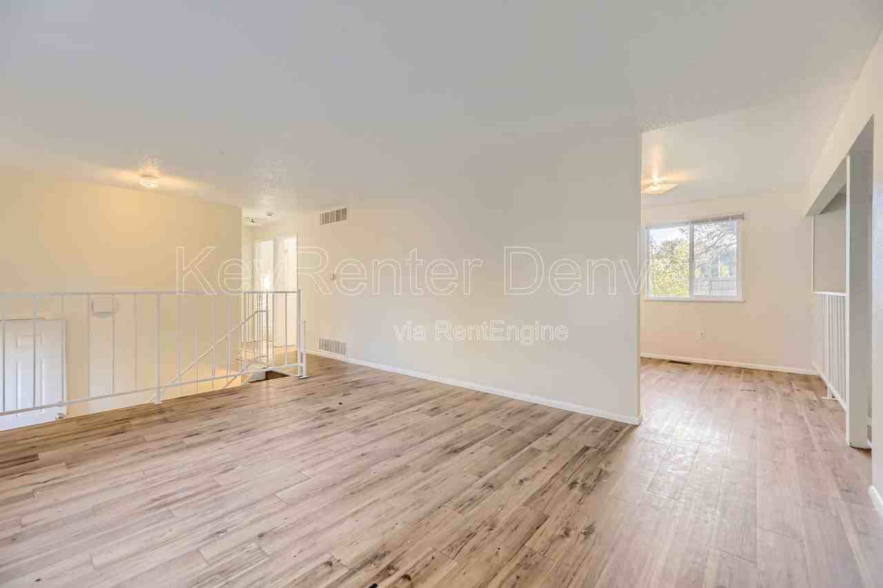 3208 S Olathe Way - Photo 6 of 18