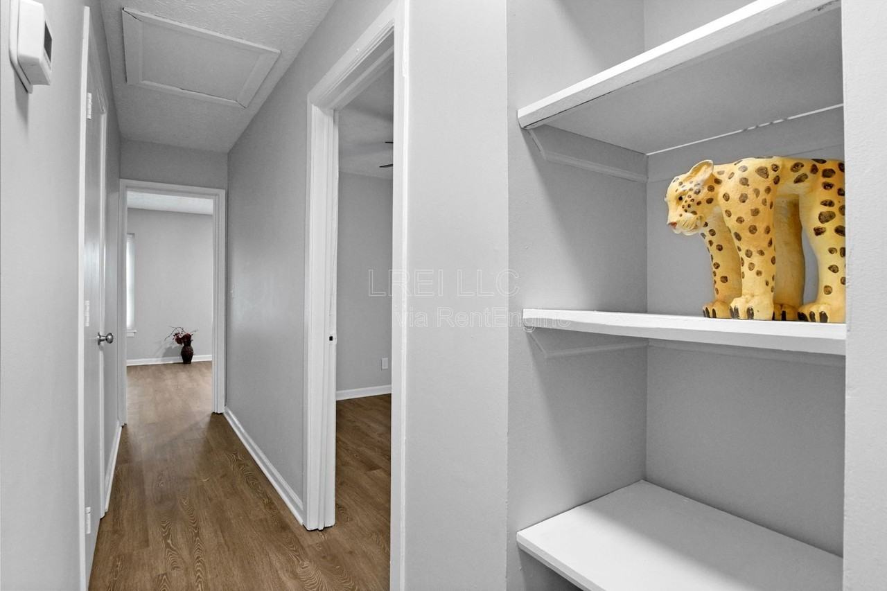 645 Dixie Hwy - Photo 3 of 14