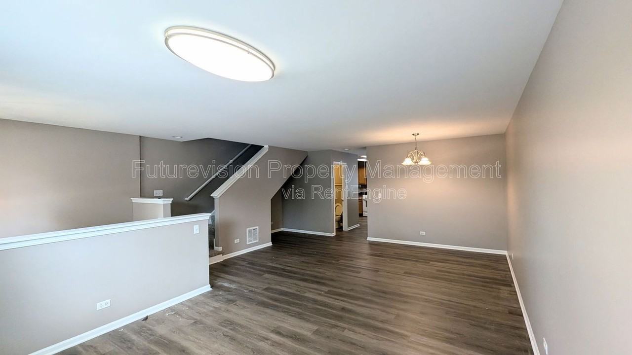 14527 Patriot Square Dr E - Photo 7 of 12