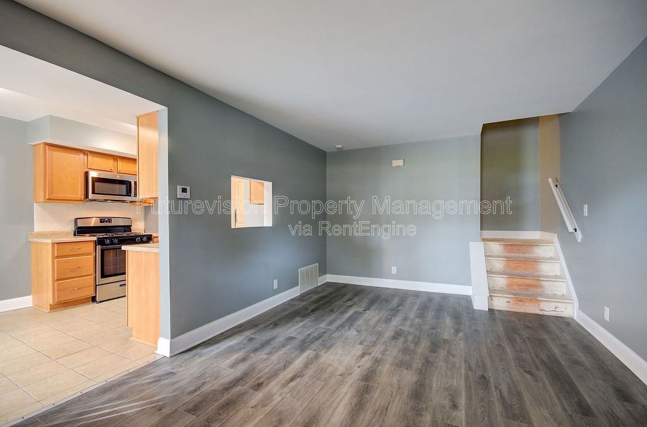 2302 Carnation Dr - Photo 5 of 18