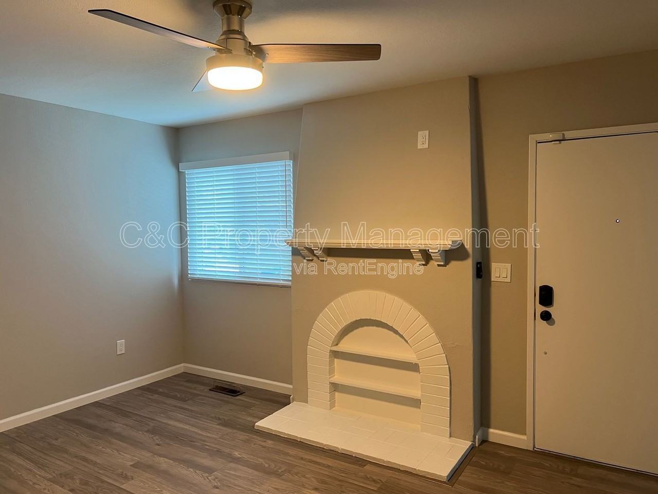 143 Gleason Ave - Photo 4 of 9