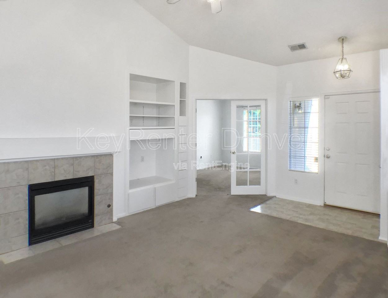 19807 E 39th Ave - Photo 4 of 30