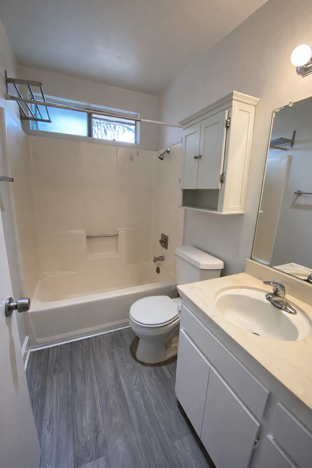 3776 31st St #4 - Photo 5 of 16