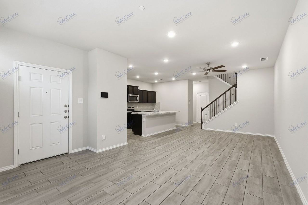 2812 Baneberry Ln #31 - Photo 2 of 22