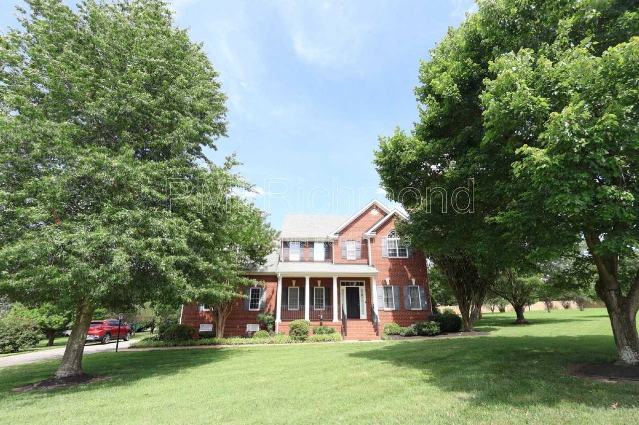 7238 Ancient Oak Dr - Photo 2 of 20