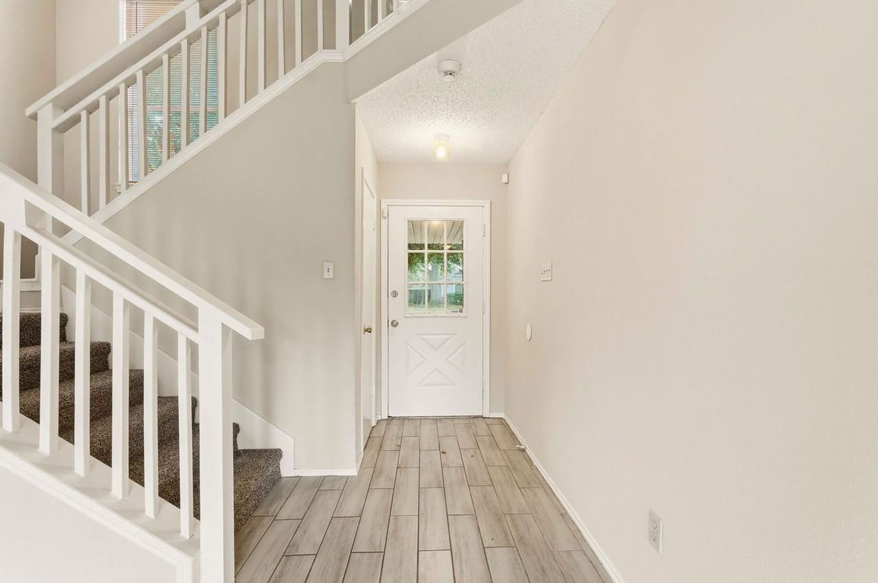 16623 Red Gully Dr - Photo 3 of 25