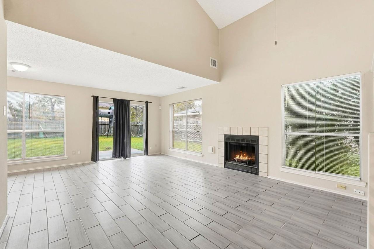 16623 Red Gully Dr - Photo 5 of 25