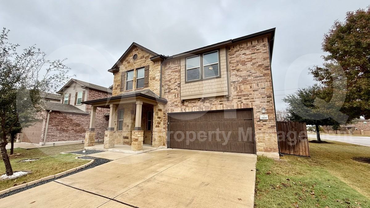 2100 Iron Rail Ter - Photo 3 of 31