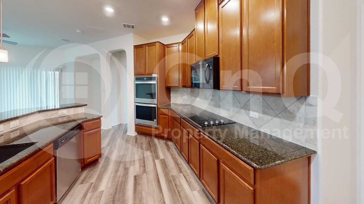 2100 Iron Rail Ter - Photo 5 of 31