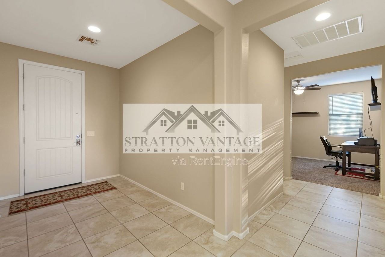 7608 W St Kateri Dr - Photo 5 of 49