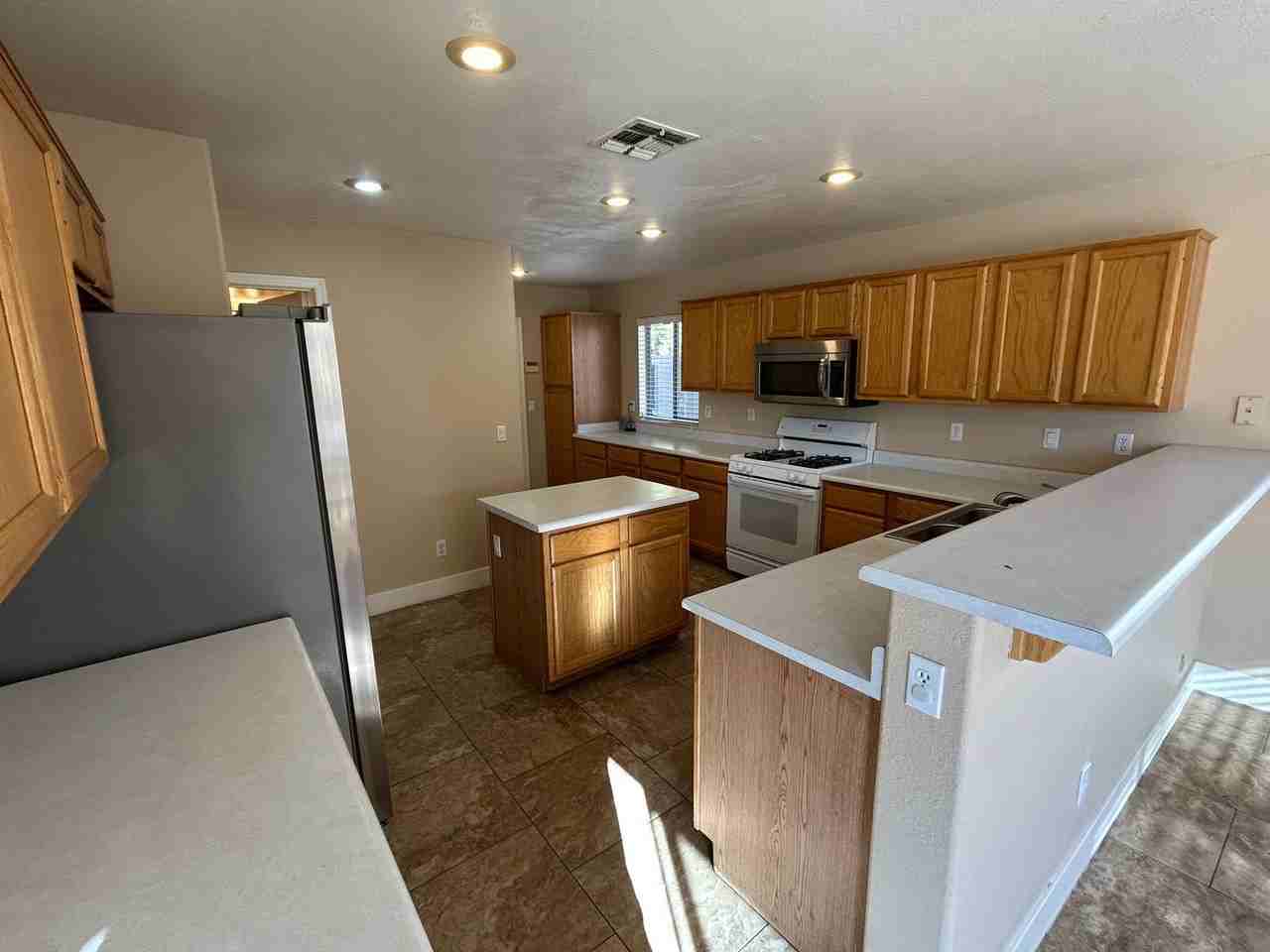 1099 W Seagull Dr - Photo 6 of 21