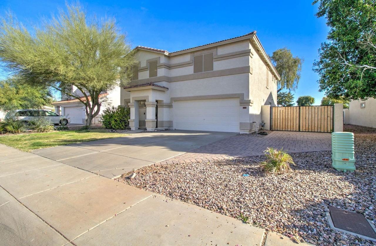 5945 N 73rd Dr - Photo 5 of 49