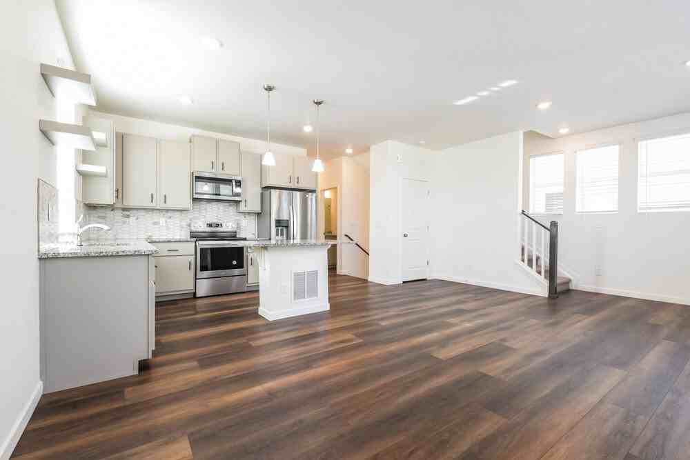 18577 E 47th Pl - Photo 7 of 18