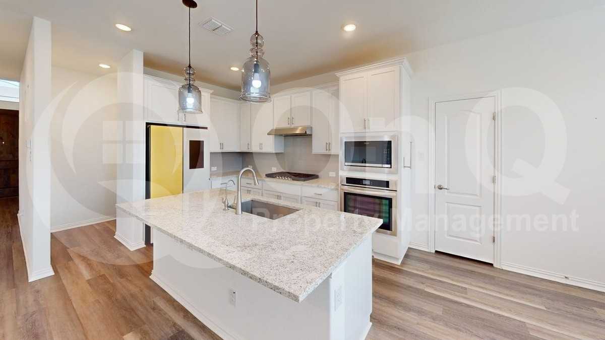 404 Ashby Dr - Photo 7 of 28