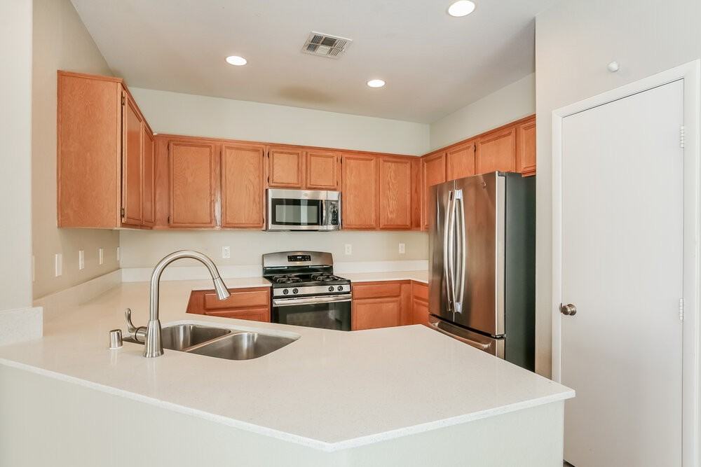 1928 Caribou Creek Ct - Photo 7 of 16