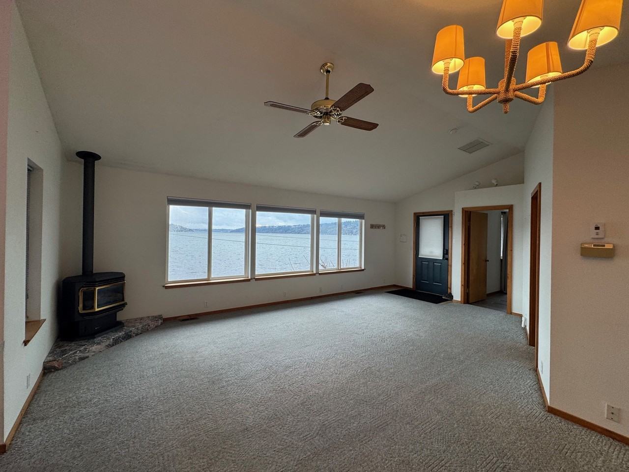 24103 Vashon Hwy Sw - Photo 7 of 50