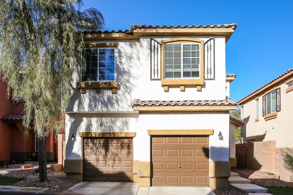 8924 Trickling Springs Ct