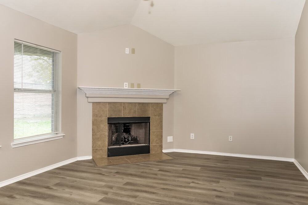 7407 Blossommist Ln - Photo 5 of 16