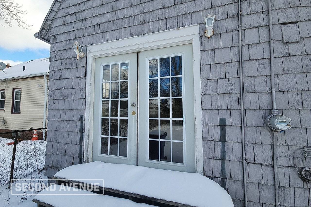 3870 Lee Heights Blvd - Photo 3 of 16