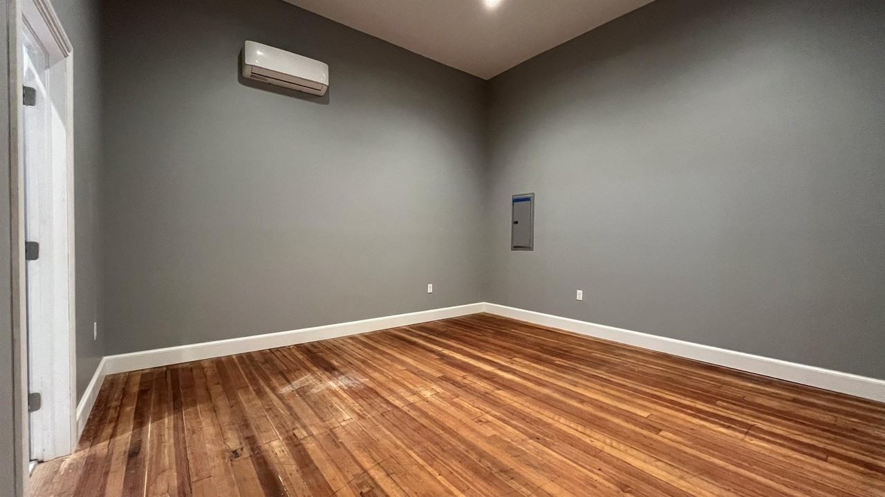 107 E Oklahoma Ave #2 - Photo 2 of 9