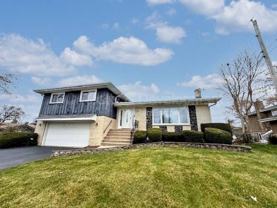 609 Pinecroft Dr - Photo 1 of 1