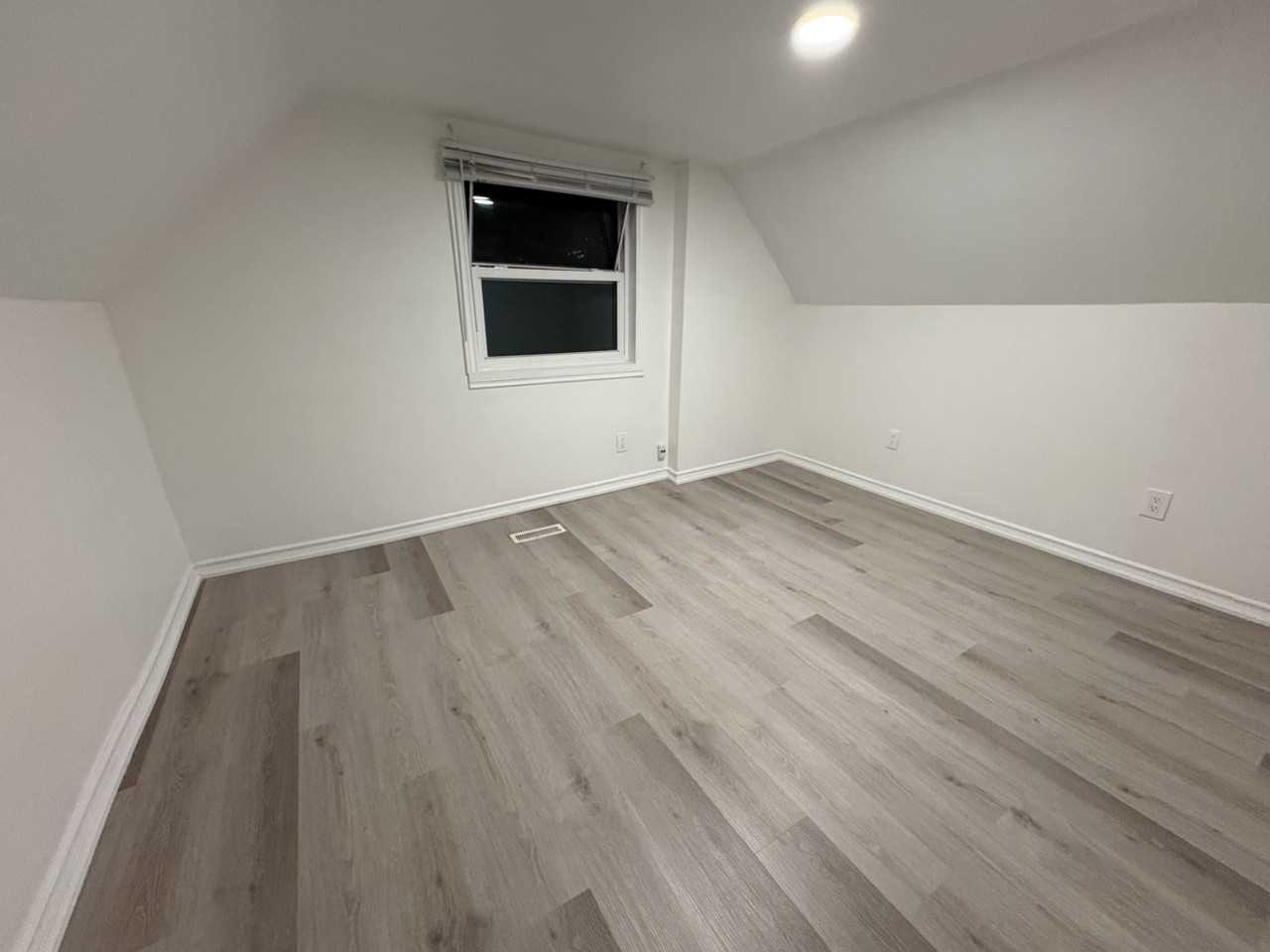 171 East Ave S - Photo 4 of 6