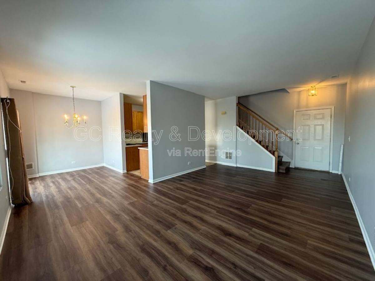 4018 Boulder Ct - Photo 3 of 10