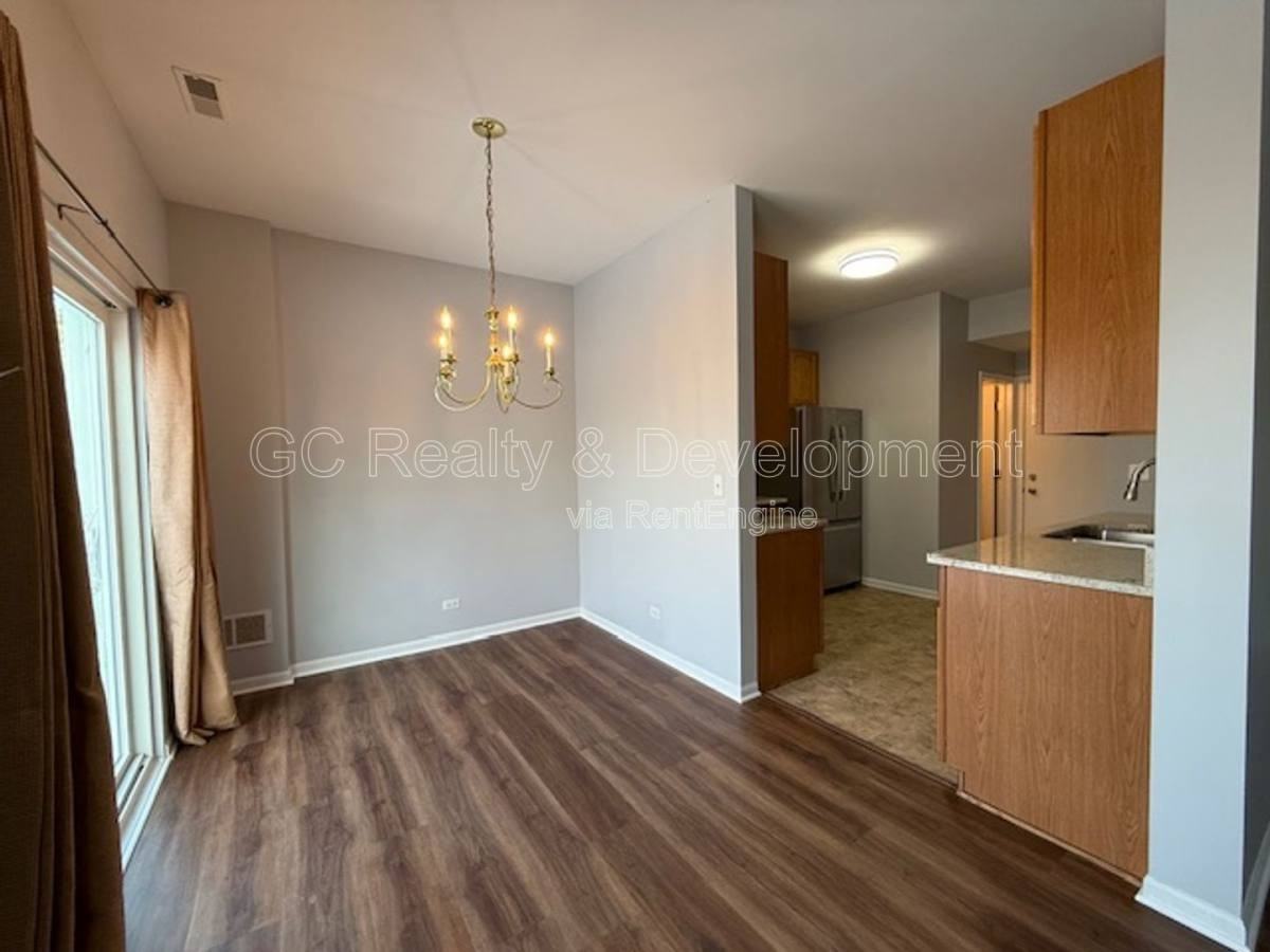 4018 Boulder Ct - Photo 5 of 10