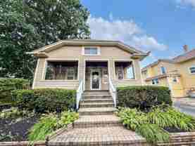 454 Moseley St - Photo 1 of 1