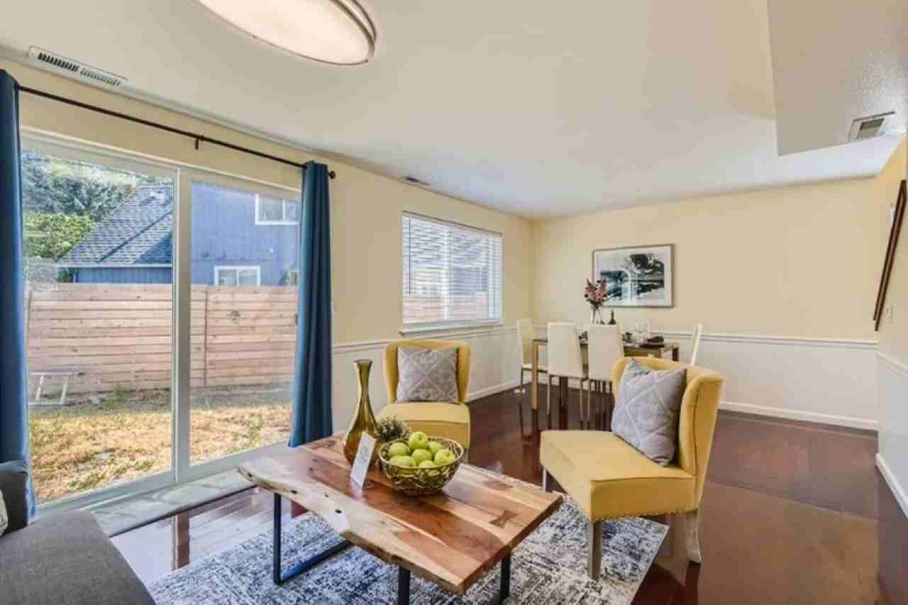 16922 109th Pl Se - Photo 6 of 11