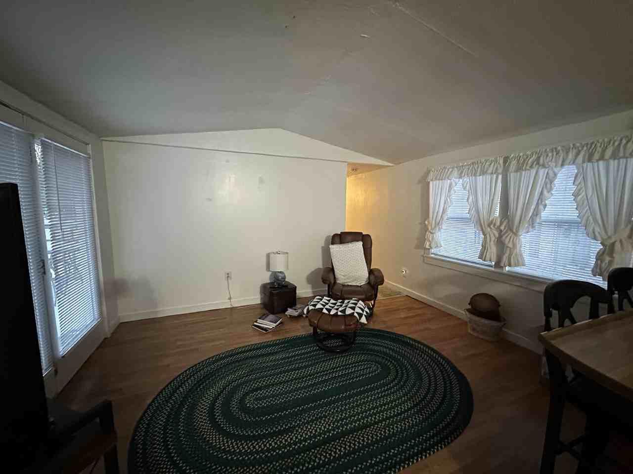 711 Old Post Rd - Photo 7 of 16