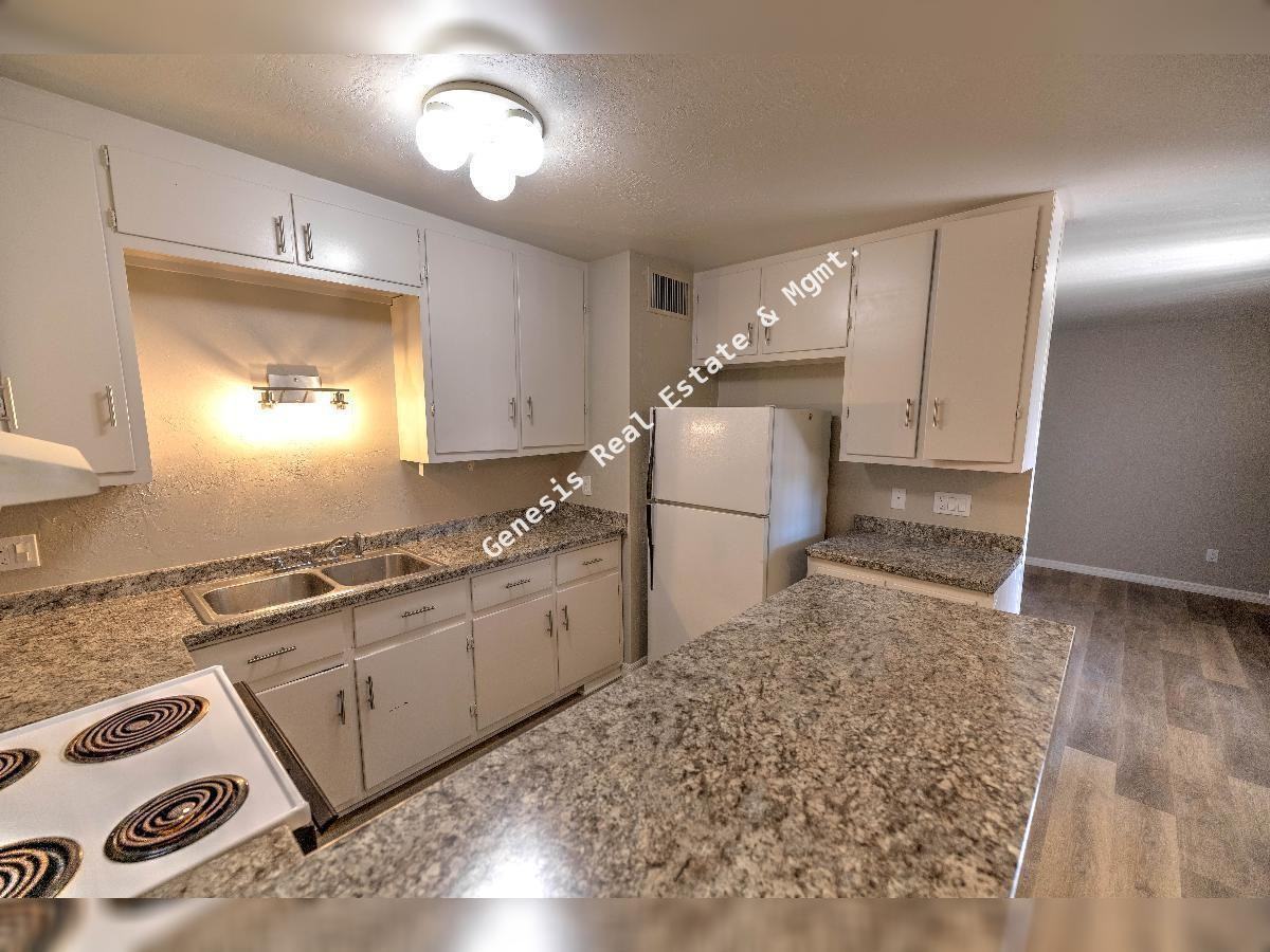 3211 E Edison St - Photo 5 of 22