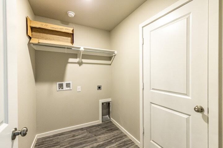 1910 Kirksey Ave - Photo 4 of 38