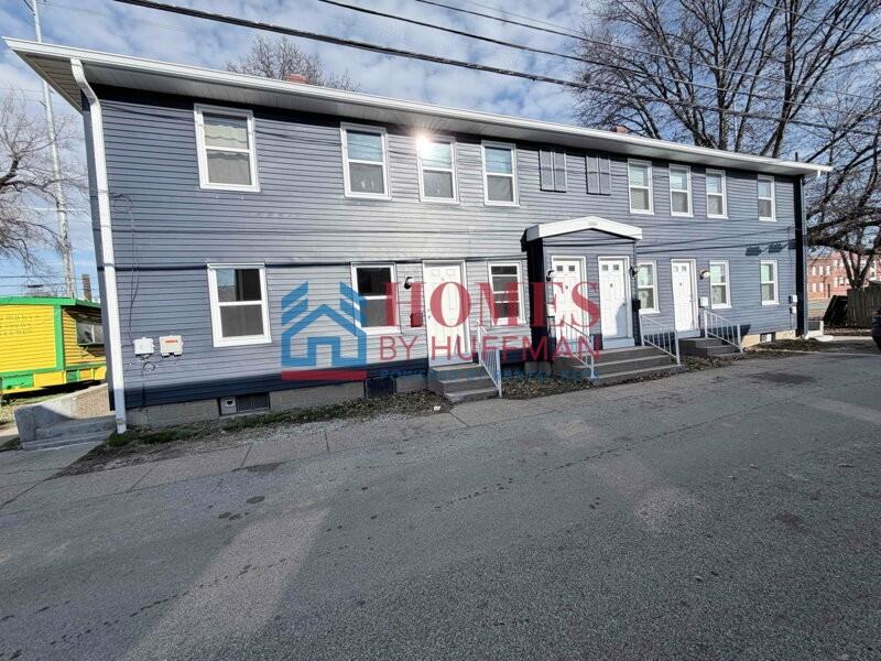 2017 W Columbia St Apt A - Photo 2 of 19