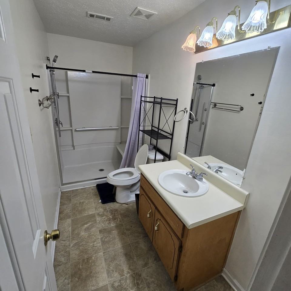 752 Racetrack Rd - Photo 5 of 15