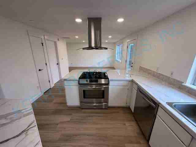 231 Se 17th St - Photo 5 of 21