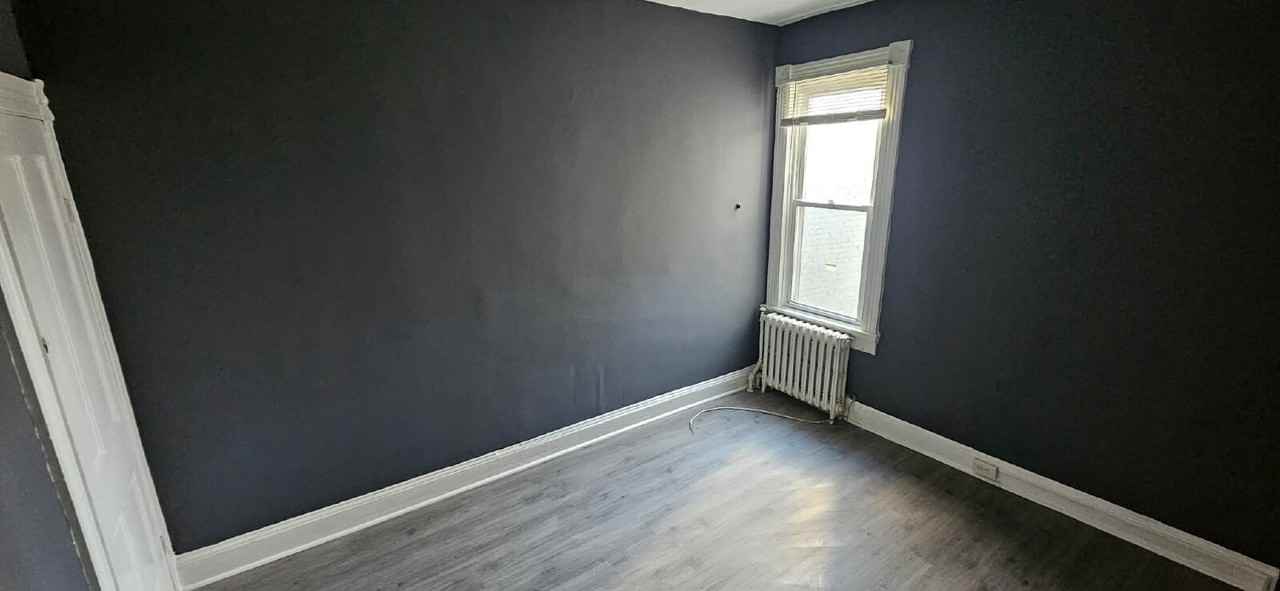 1519 N Wolfe St - Photo 3 of 7